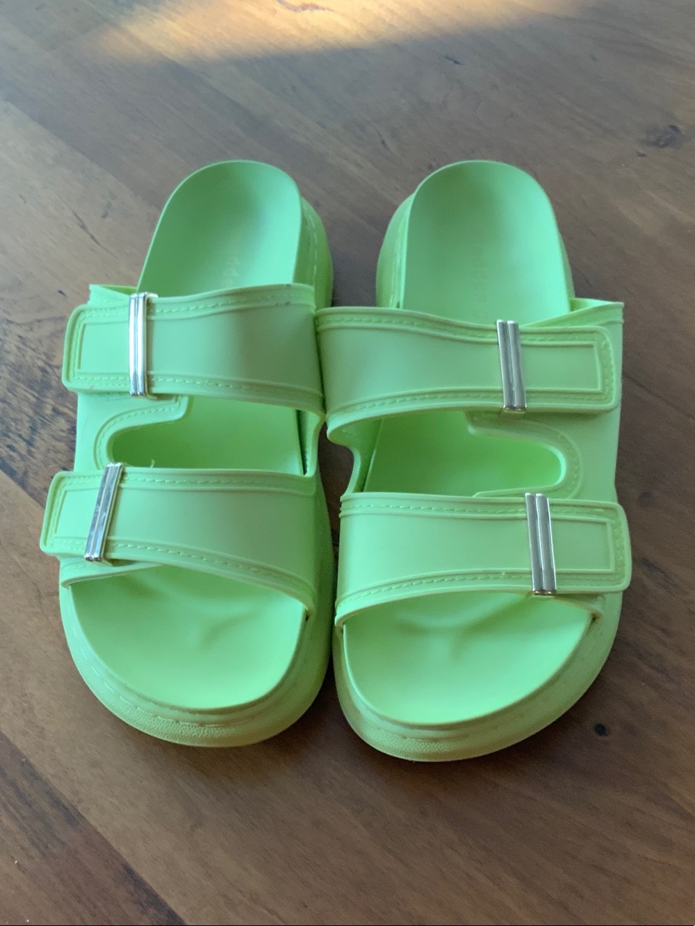 Madden girl sandals